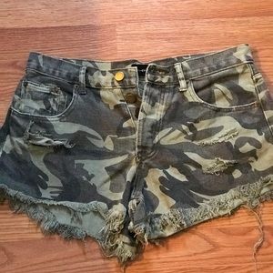 Mustard Seed camo shorts